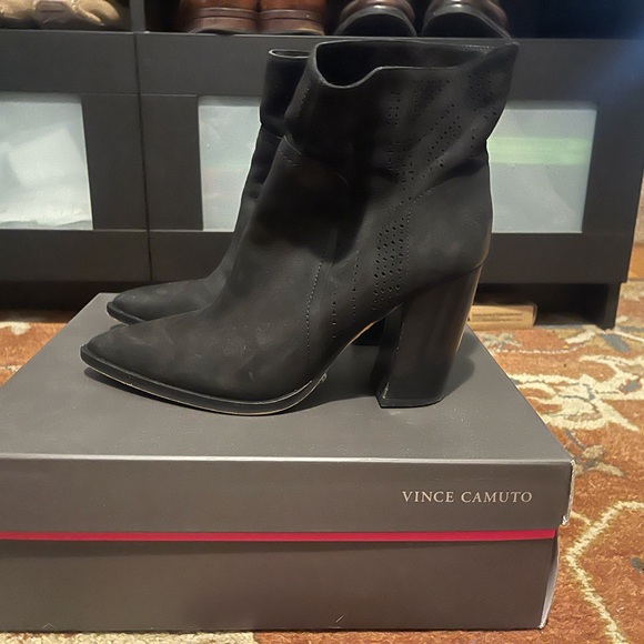 Vince Camuto Black Pointed Toe Ankle Boots - Women's Fashion Booties - Picture 2 of 5
